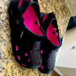 Post Malone Crocs Duet Max Clog II Black/Pink W 11 / M 9.